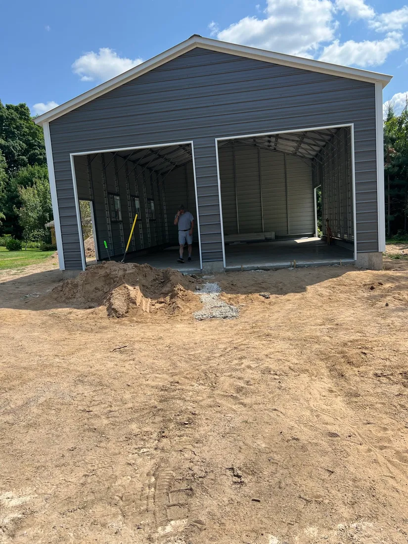 Metal garages from the Iron Ridge project gallery